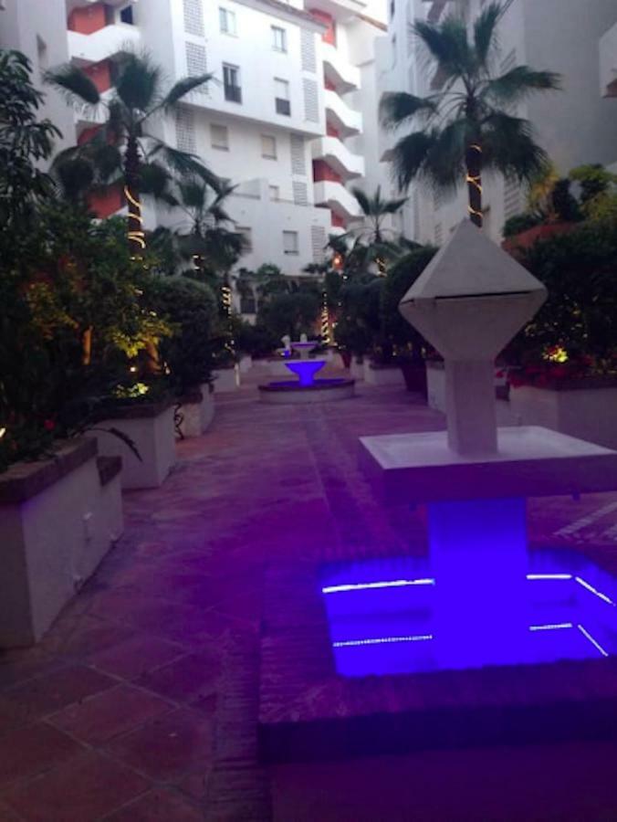 Apartament Puerto Banus With Private Garden Marbella Zewnętrze zdjęcie