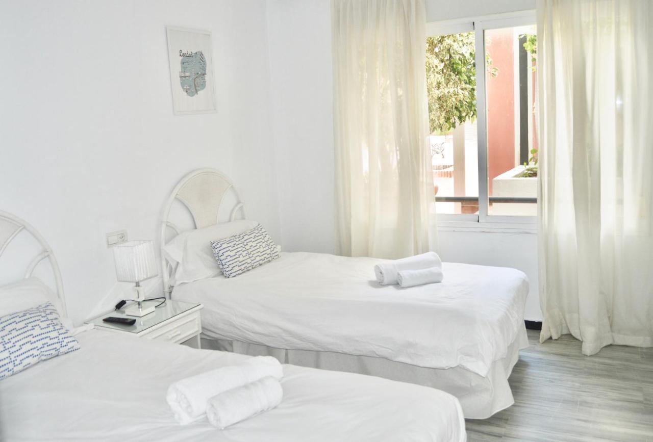 Apartament Puerto Banus With Private Garden Marbella Zewnętrze zdjęcie